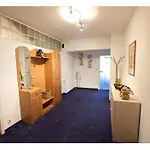 Seeblick Susanne Schiefling am Wörthersee