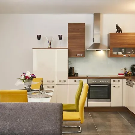 Seeblick Susanne Schiefling am See